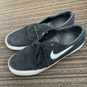 Nike Janoski shoes